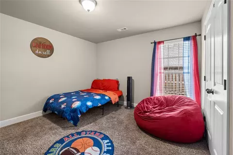 Bedroom - 601 Melrose Pl, Bentonville, AR 72712 photo 4 of 4