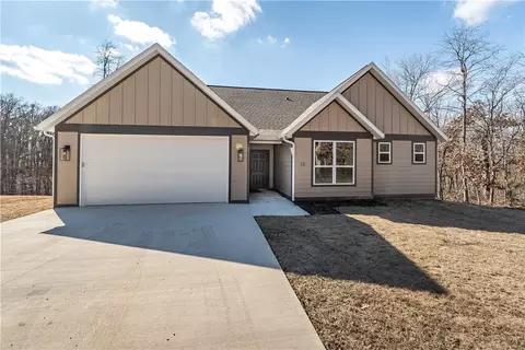 13 Beaty Ln, Bella Vista, AR 72715