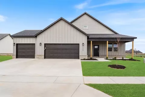 2212 Riggins Ave, Pea Ridge, AR 72751