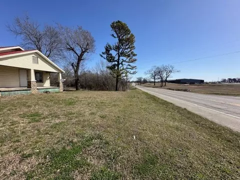 1307 E Pridemore Dr, Lincoln, AR 72744