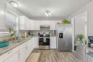 Kitchen - Undisclosed, Seneca, MO 64865 photo 2 of 3