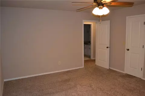 Bedroom - 2609 Roxbury Ln, Fort Smith, AR 72908 photo 5 of 6