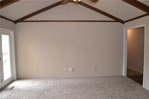 Living - 2609 Roxbury Ln, Fort Smith, AR 72908 photo 3 of 3