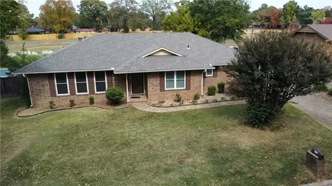 2609 Roxbury Ln, Fort Smith, AR 72908