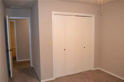Bedroom - 2609 Roxbury Ln, Fort Smith, AR 72908 photo 1 of 6