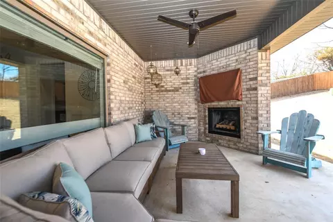 Exterior - 1005 Red Oak Loop, Elm Springs, AR 72728 photo 10 of 11