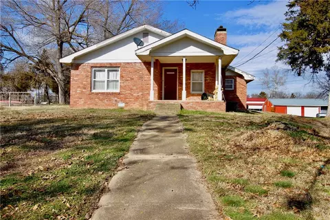 192 Homestyle Dr, Berryville, AR 72616