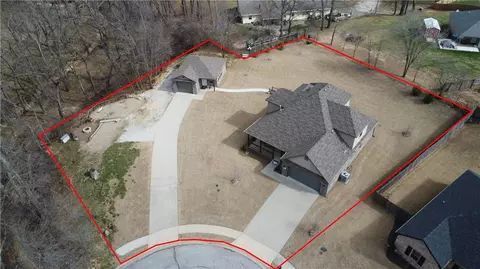 1080 Harrison St, Pea Ridge, AR 72751