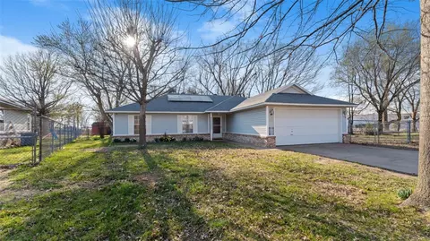 601 Del Cir, Lowell, AR 72745