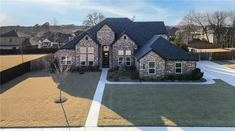 712 Flycatcher Trce, Springdale, AR 72762