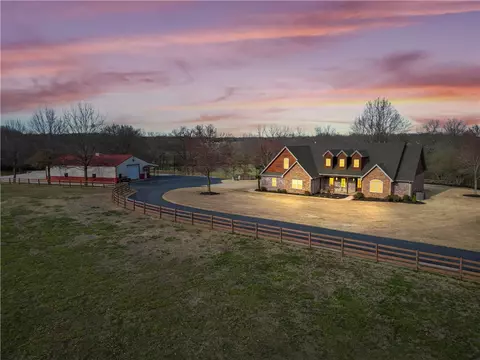 267 Wesley Stevens, Farmington, AR 72730