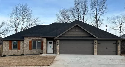 704 Phyllis Farm Rd, Prairie Grove, AR 72753