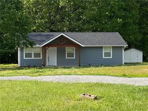 18086 570 Rd, Colcord, OK 74338