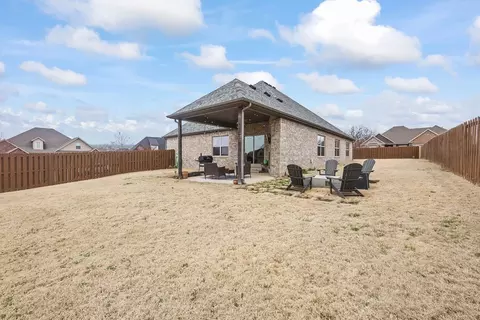 Exterior - 4604 W Buckeye Dr, Rogers, AR 72758 photo 7 of 9