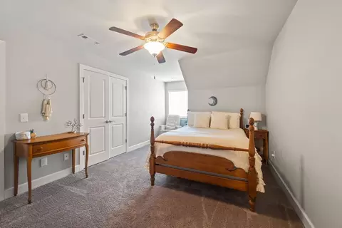 Bedroom - 4604 W Buckeye Dr, Rogers, AR 72758 photo 4 of 4