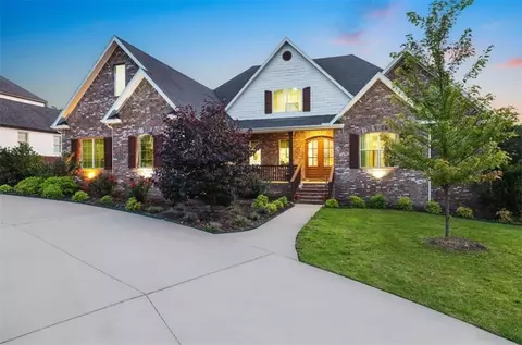 2967 N Chapel View Dr, Fayetteville, AR 72703