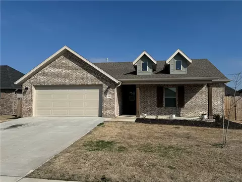 2303 N Kathryn Ln, Siloam Springs, AR 72761