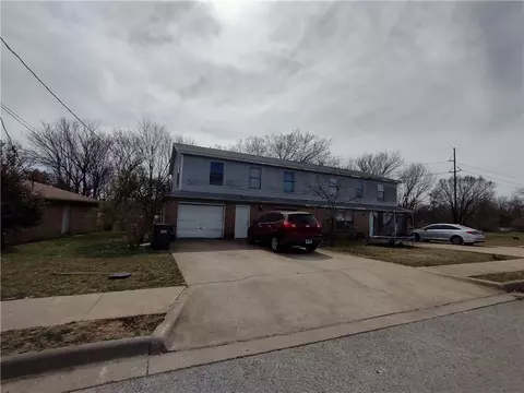 4287 Delmon Ln, Springdale, AR 72762