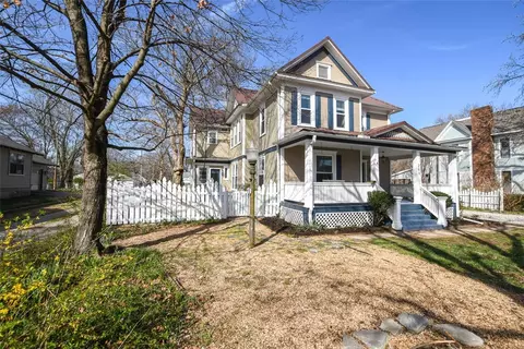 208 S Wright St, Siloam Springs, AR 72761