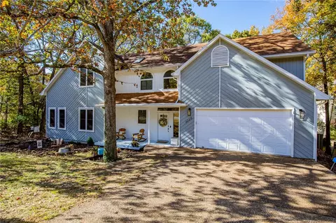 3230 E Charing Cross, Fayetteville, AR 72703