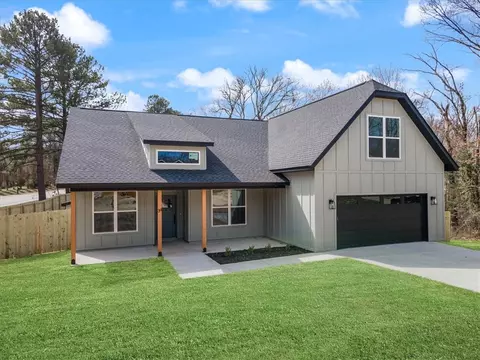 34 Dinton St, Bella Vista, AR 72714