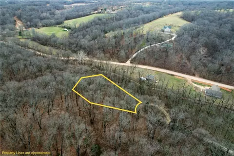 Farrah Lane, Bella Vista, AR 72715