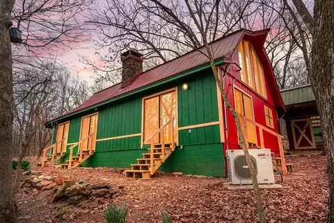 11514 Suncrest Rd, Prairie Grove, AR 72753