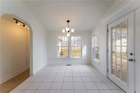 Entry Way - 12715 Green Rd, West Fork, AR 72774 photo 1 of 2