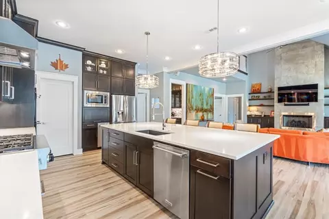 Kitchen - 19369 Neills Bluff Rd, Springdale, AR 72764 photo 3 of 5