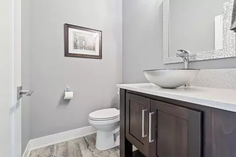 Bath - 19369 Neills Bluff Rd, Springdale, AR 72764 photo 3 of 5