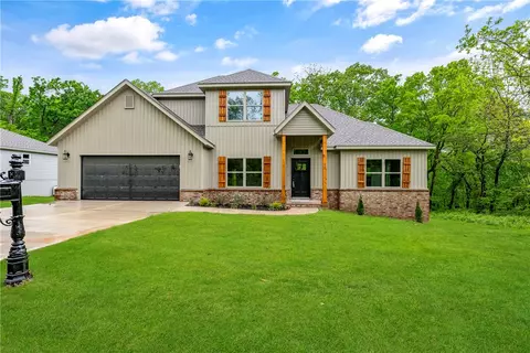 25 Blairgowrie Dr, Bella Vista, AR 72715