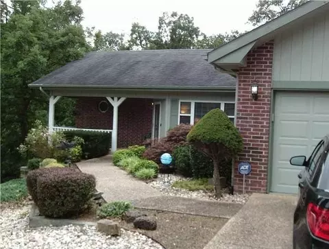 10 Breton Ln, Bella Vista, AR 72715