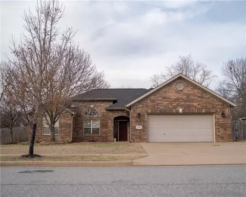 4710 W Tumbleweed St, Fayetteville, AR 72704