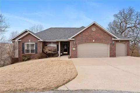 14203 Andover Ln, Rogers, AR 72756