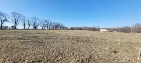 14865 Shipe Rd, Gravette, AR 72736 photo 3