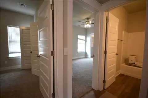1316 Valley Dr, Gentry, AR 72734 photo 3