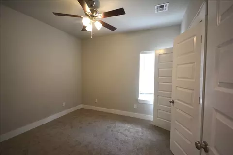 1316 Valley Dr, Gentry, AR 72734 photo 5