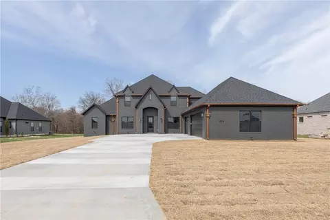 934 Asher St, Fayetteville, AR 72703