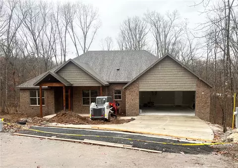 7 Eddy Ln, Bella Vista, AR 72715