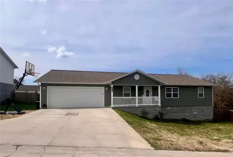 114 Matty Ln, Berryville, AR 72616