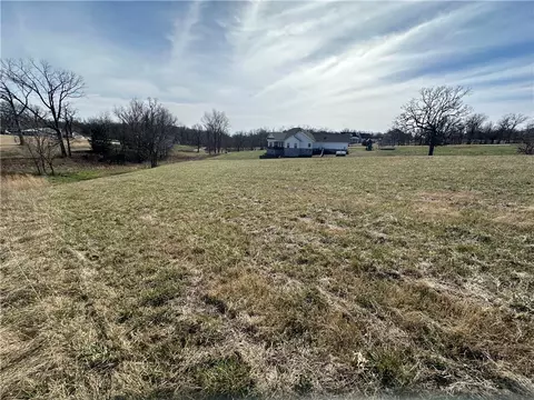 Dewdrop Lane, Gravette, AR 72736 photo 3