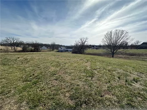 Dewdrop Lane, Gravette, AR 72736 photo 2