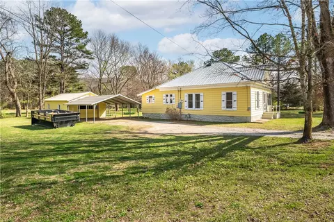Exterior - 154 Main St, West Fork, AR 72774 photo 7 of 10