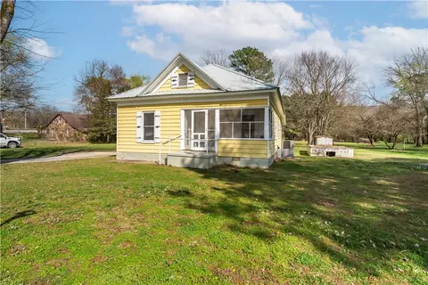 Exterior - 154 Main St, West Fork, AR 72774 photo 9 of 10
