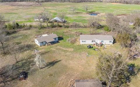 9248 Craft Rd, Lavaca, AR 72941