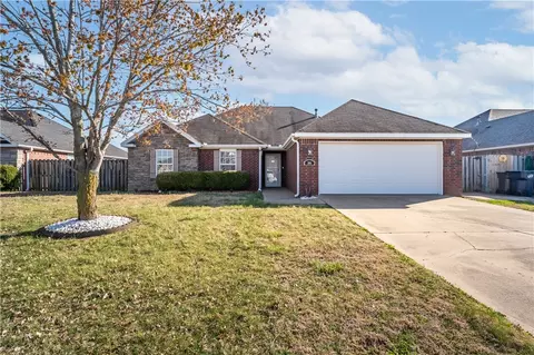 304 E Post Rd, Rogers, AR 72758
