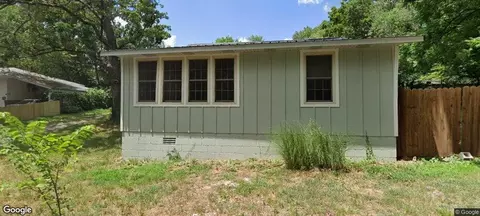 114 College Ave, Berryville, AR 72616