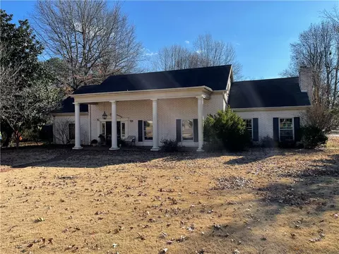 1305 Rogers Ave, Springdale, AR 72764