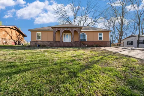 201 Austin Ave, Decatur, AR 72722