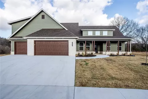 2609 Fairway Cir, Pea Ridge, AR 72751